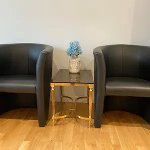  Apartment Luxury With Air Conditioning & Jaccuzzi Near Frankfurt Wiesbaden Deutschland