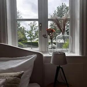  Apartment Privates In Mit Blick Auf Elbe Deutschland