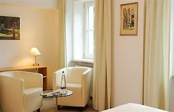 Hotel Blauer Bock Munich 3*,